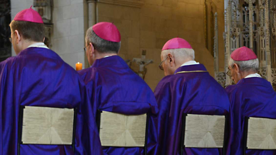 Werden Bischofe in Zukunft auch von Laien gewählt?