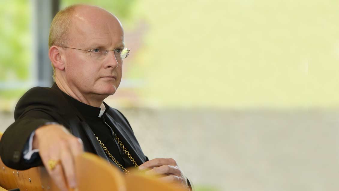Ruhrbischof Franz-Josef Overbeck wendet sich gegen eine Zerschlagung des Konzerns ThyssenKrupp.