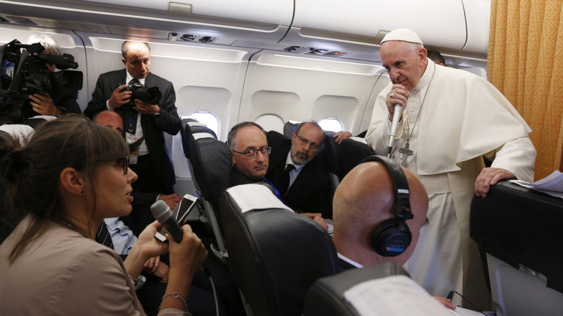 Fliegende Pressekonferenz mit Papst Franziskus