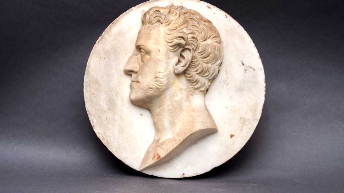 Grabmonument des August von Goethe (Relieftondo mit Profilporträt), Bertel Thorvaldsen, 1831, Rom, Botschaft der Bundesrepublik Deutschland in Italien.
