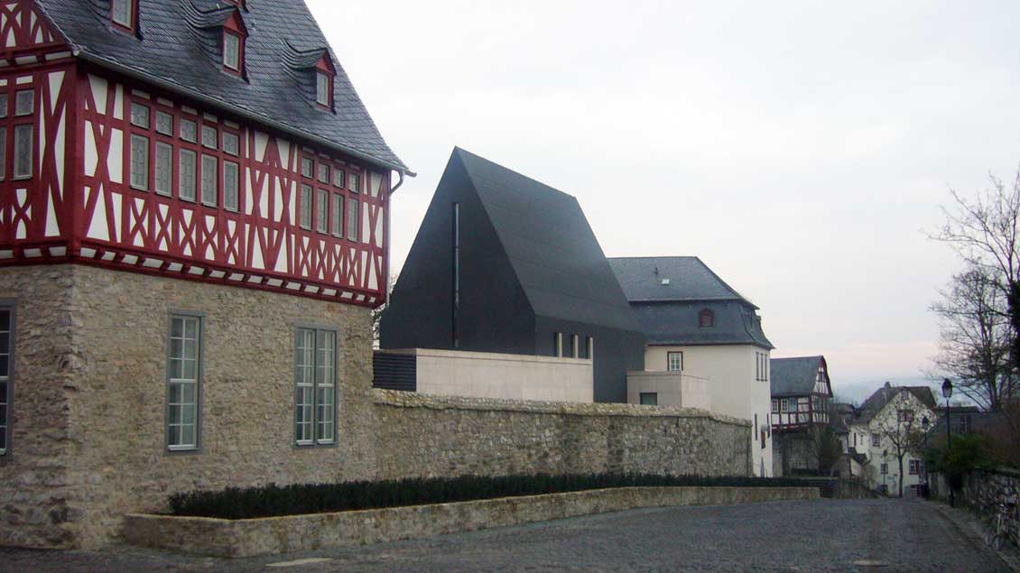 Das umgebaute Bischofshaus in Limburg.