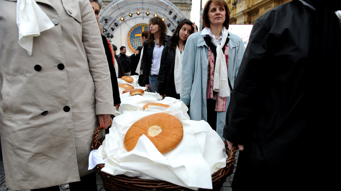 „Gastmahl“ beim Ökumenischen Kirchentag 2010 in München: eine reine symbolische Geste.