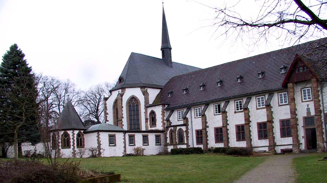 Die Trappisten-Abtei Mariawald bei Heimbach (Kreis Düren) in der Eifel wird geschlossen.