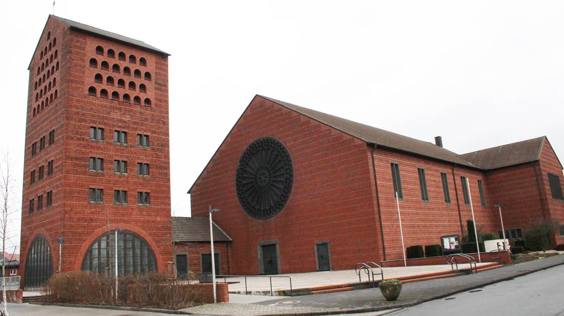 Die St.-Marien-Kirche in Ochtrup wurde 1953 geweiht und hat etwa 600 Sitzplätze.