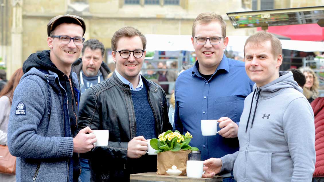 Die Weihekandidaten (von links): Jan Aleff, Alexander Senk, Jan Henrik Röttgers und Stefan Rosenbaum.