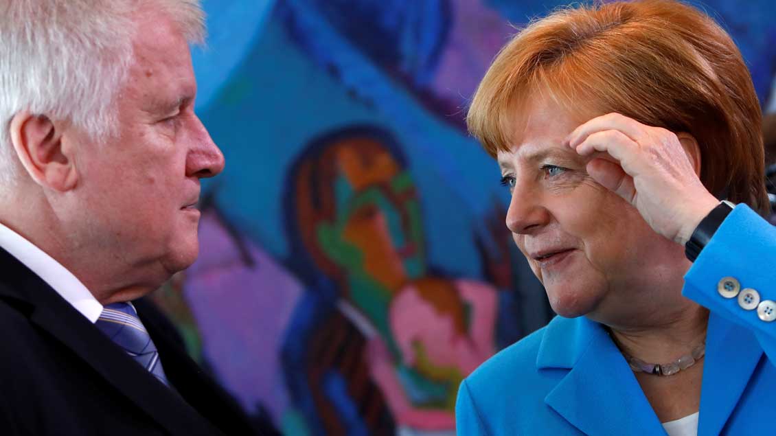 Seehofer gegen Merkel