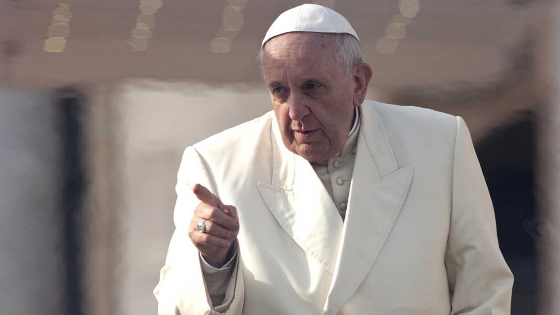 Papst Franziskus zornig