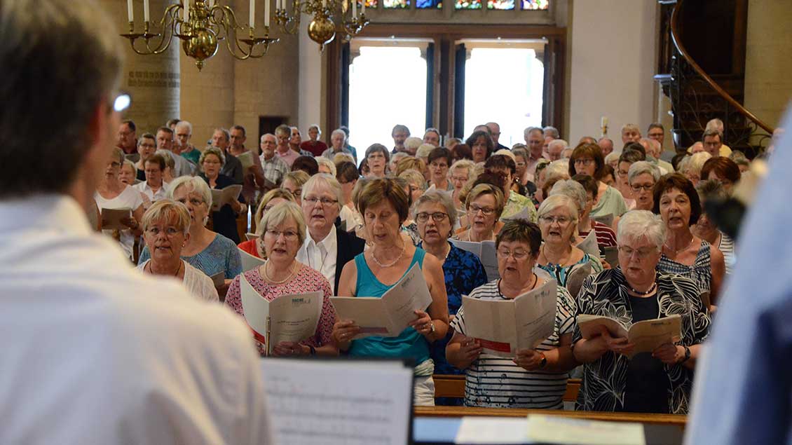 500 Sängerinnen und Sänger trafen sich in Lüdinghausen zum Chorfestival „Nachklang“.