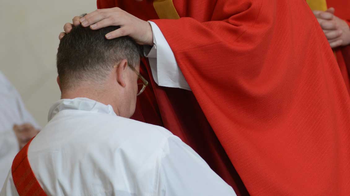 Priesterweihe im St.-Paulus-Dom Münster 2015