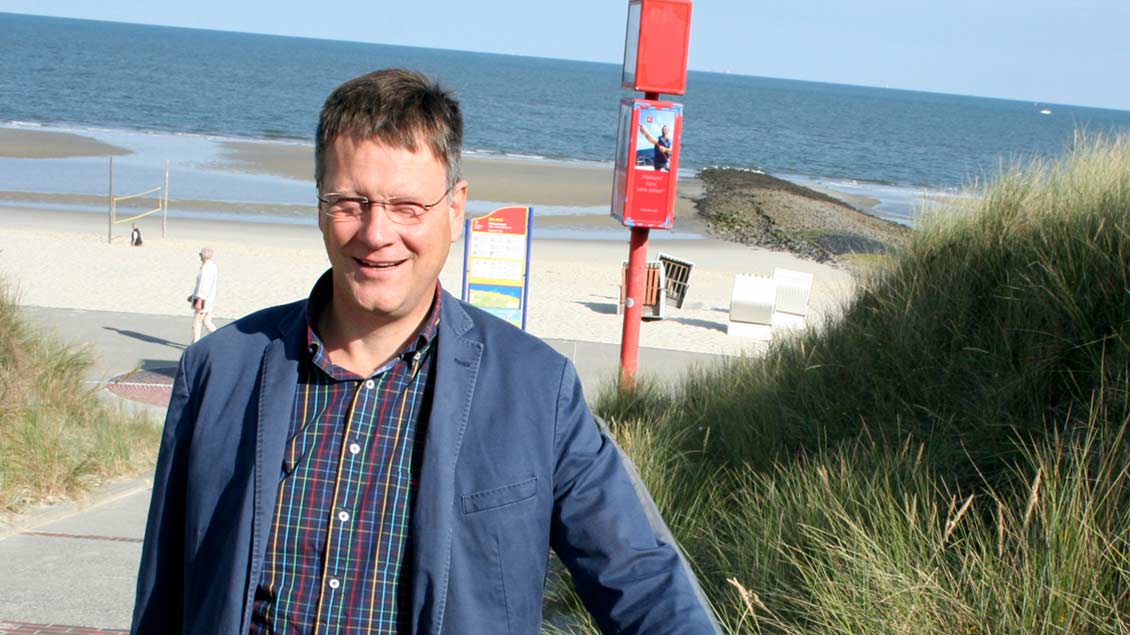 Egbert Schlotmann ist Inselpfarrer auf Wangerooge. | Foto: Michael Rottmann