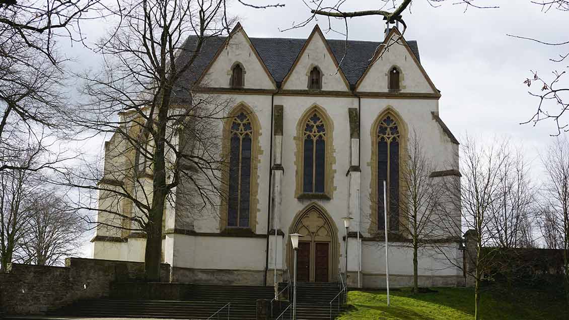 Die Heilig-Kreuz-Kirche in Oelde-Stromberg gilt als eines der bedeutendsten Bauwerke des Münsterlandes aus dem 14. Jahrhundert. | Foto: Maria Kessing