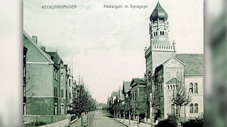 Eine Postkarte aus den 1920er Jahren zeigt die 1904 errichtete Synagoge. | Foto: Johannes Bernard