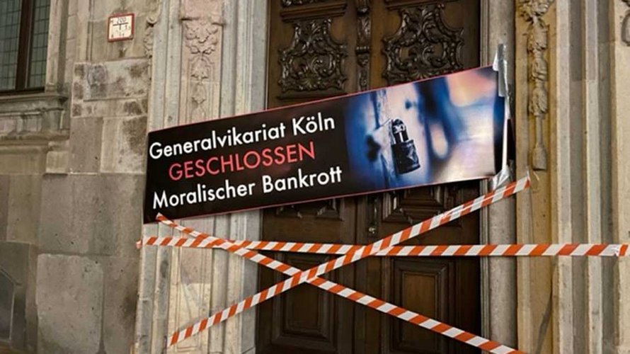 Maria 2.0 sperrt Zugang zum Kölner Generalvikariat