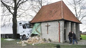 So sah es in den ersten Januartagen 2018 auf dem Schöppinger Berg aus, als ein Lkw in die Kapelle fuhr.