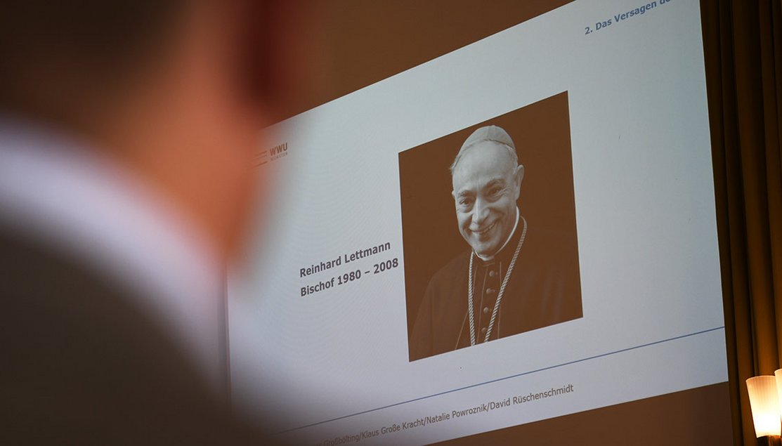 Dem früheren Münsteraner Bischof Reinhard Lettmann (1980-2008) wirft die Studie systematische Vertuschung von Missbrauch vor. | Foto: Michael Bönte