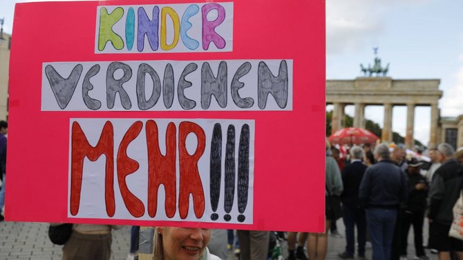 Demo gegen Kinderarmut in Berlin