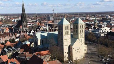 Sicht auf Paulusdom und Lambertikirche in Münster