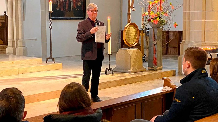 Zu einem „Hochzeitstag“ hatte Pfarrer Matthias Hembrock in die Kirche St. Georg in Bocholt eingeladen. | Foto: Johannes Bernard
