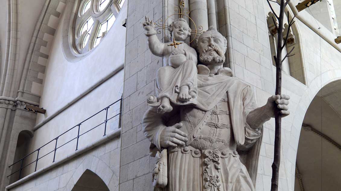 Christophorus-Statue.