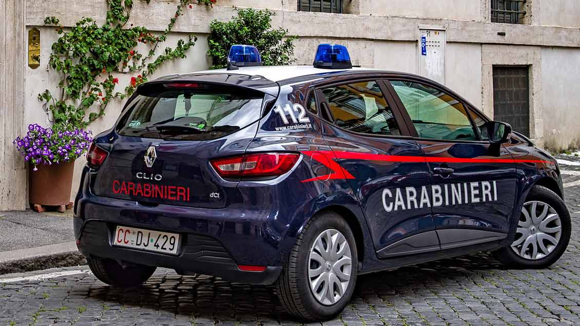 Ein italienisches Polizeiauto