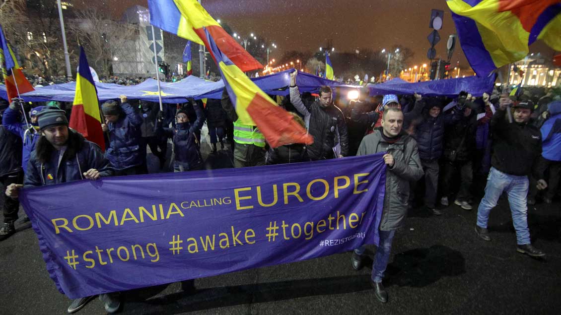 Demo in Bukarest in Rumänien Foto: Inquam Photos (Reuters)
