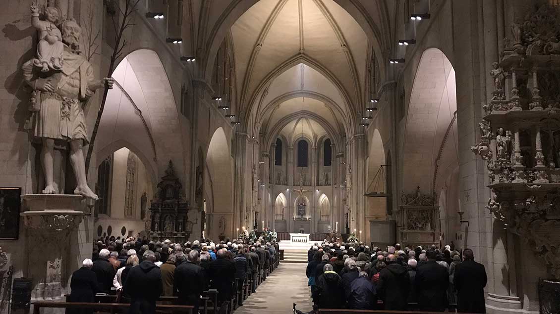Eine festliche Messe mit Essens Bischof Franz-Josef Overbeck im Münsteraner Dom bildete den Abschluss des Jahrestreffens der Pilger- und Reisefreunde.