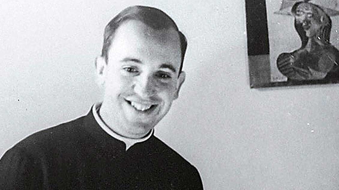 Bergoglio als Seminarist Archivfoto: KNA