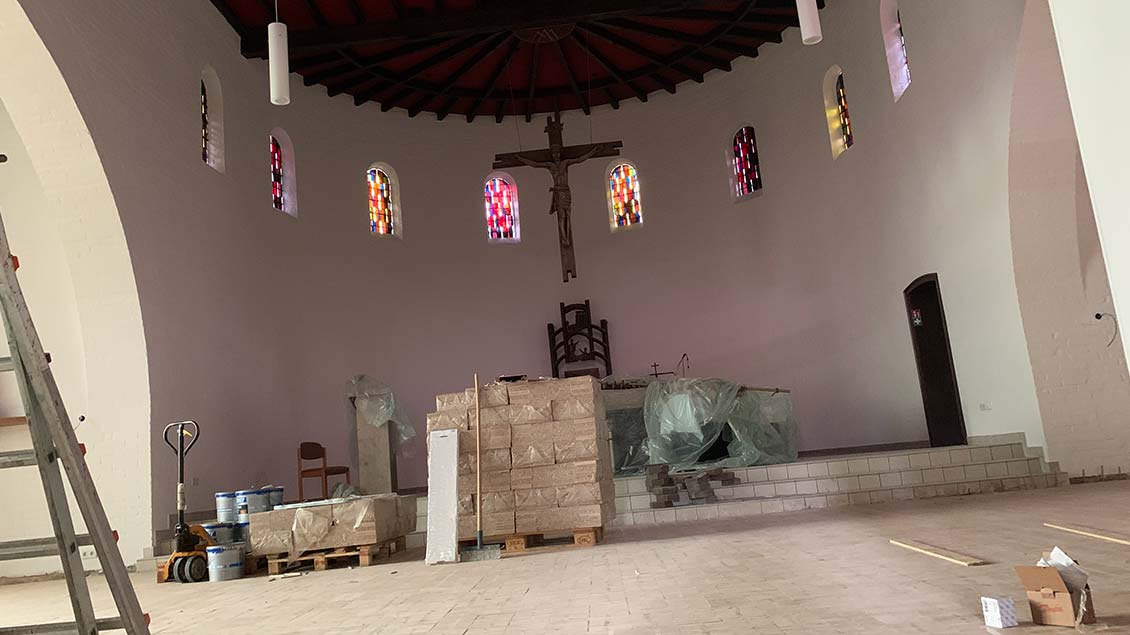 Die Kirche Maria Frieden in Lienen ist fast fertig renoviert. Die Einweihungsfeier mit Weihbischof Christoph Hegge im Juni wird verschoben. | Foto: Marie-Theres Himstedt