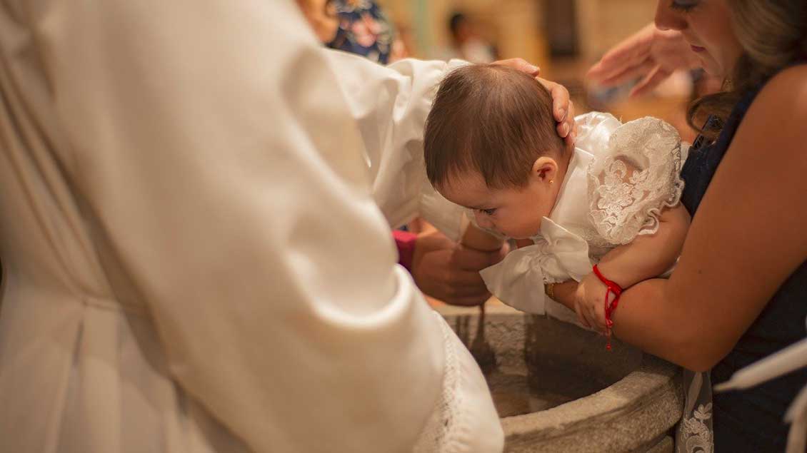 Kind wird getauft Foto: pixabay