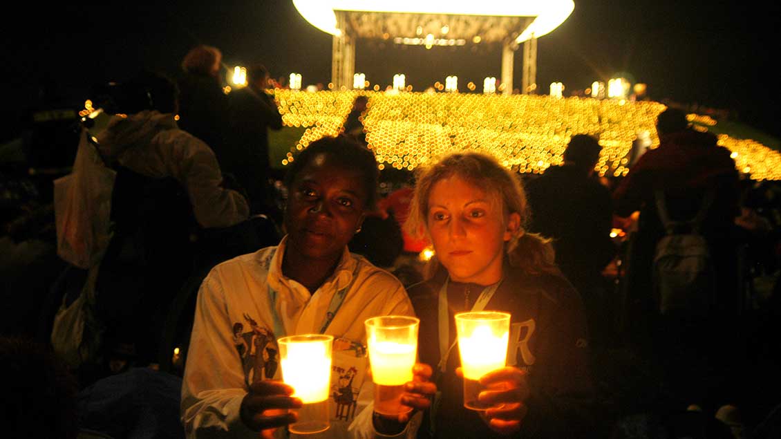 Bei der Vigil des Weltjugendtags 2005. | Foto: Michael Bönte