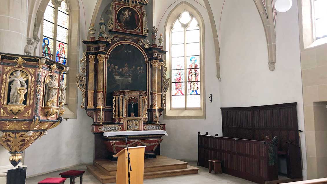 So sieht die Alte Kirche bei Tageslicht und ohne ihren „Volksaltar“ aus. | Foto: Pfarrgemeinde St. Heinrich