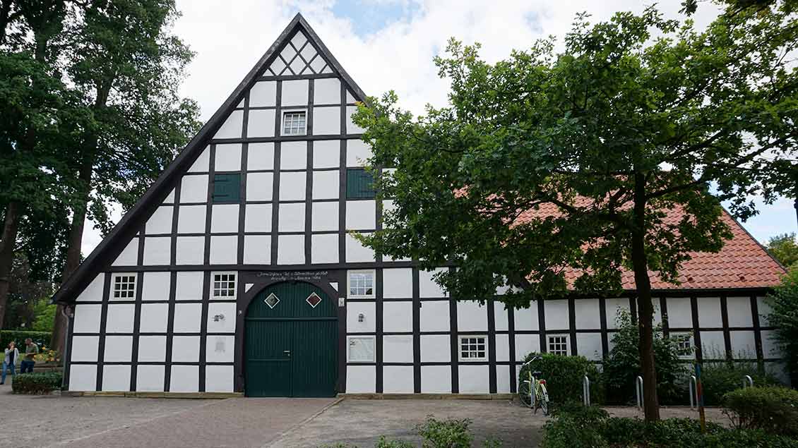 Der Schultenhof in der Ortsmitte. | Foto: Gemeinde Mettingen
