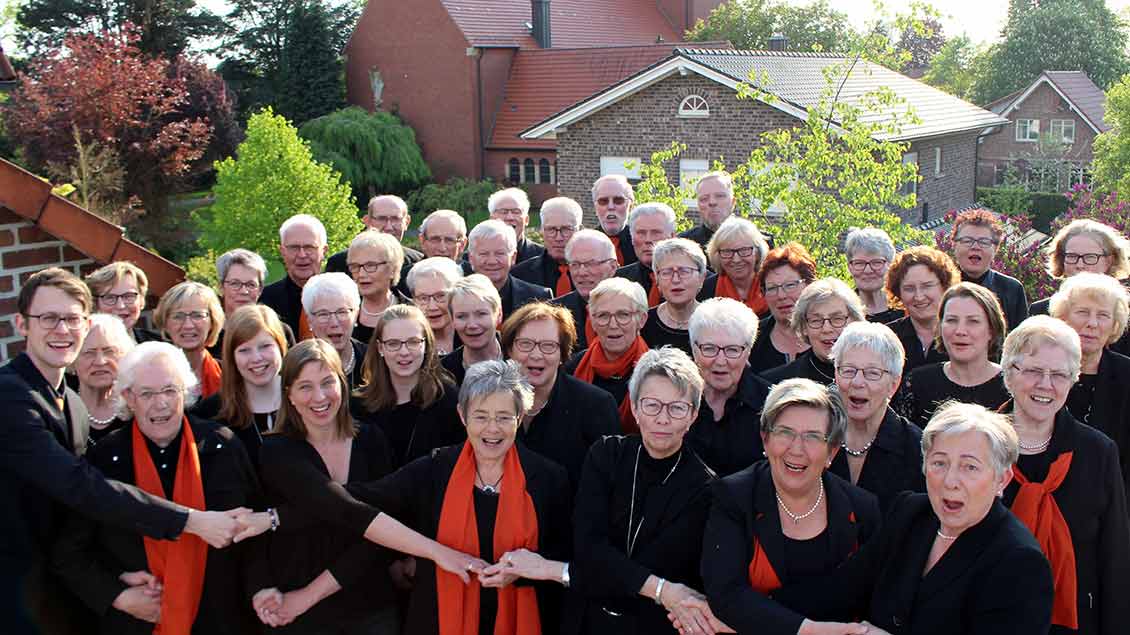Der Kirchenchor Vechta Maria Frieden 2018 beim 40. Jahrestag seiner Gründung. | Foto: Thomas Nentwig (Kirchenchor Vechta Maria Frieden)