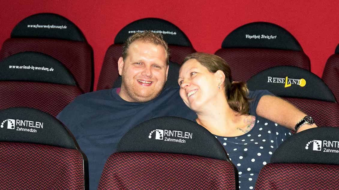 Tobias und Stefanie Hamer zogen 2013 aus Hamburg nach Steinfurt und übernahmen das Kino. | Foto: privat
