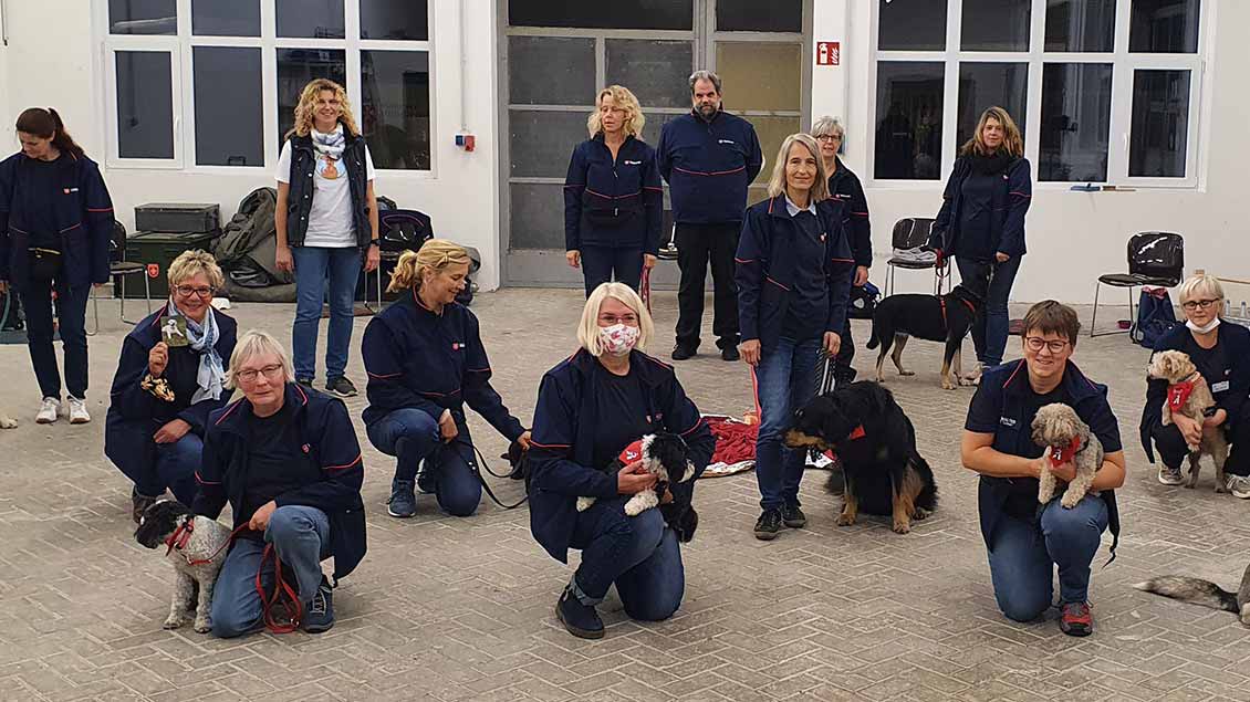 Sie konnten bei Corona nicht kommen: Der Hunde-Besuchsdienst der Malteser in Delmenhorst. | Foto: Malteser Delmenhorst