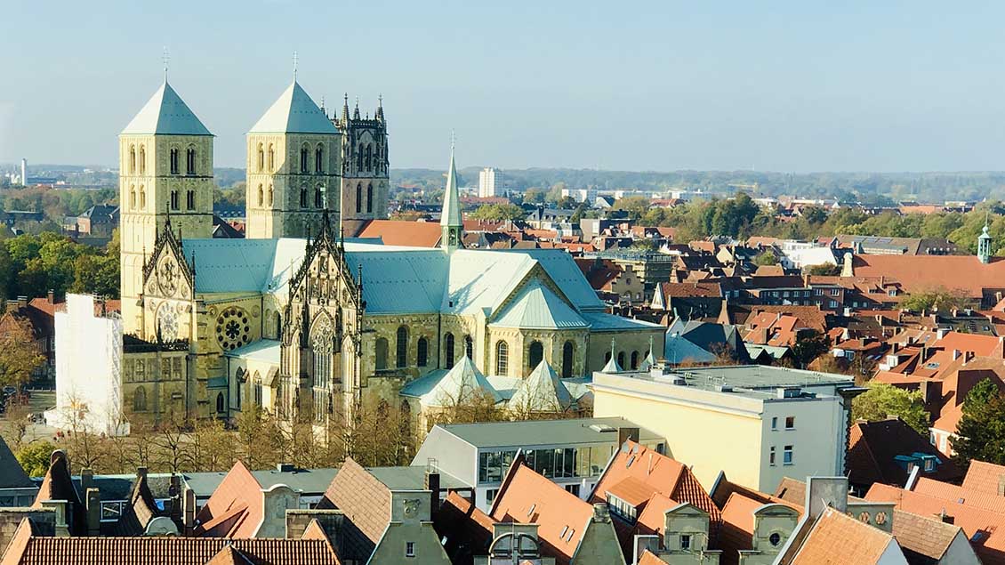 Luftbild vom Dom in Münster.