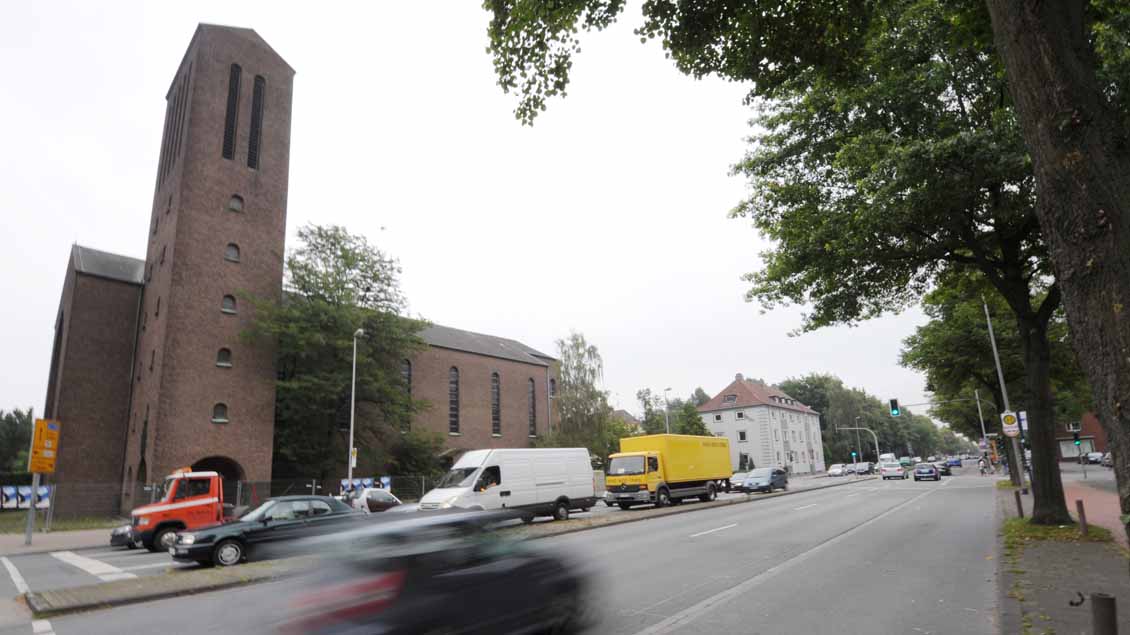 Die Dreifaltigkeitskirche in Münster wurde 2010 profaniert und zu Wohnungen der Bischof-Hermann-Stiftung zur Wiedereingliederung suchterkrankter oder psychisch kranker Menschen umgebaut. | Foto: Michael Bönte