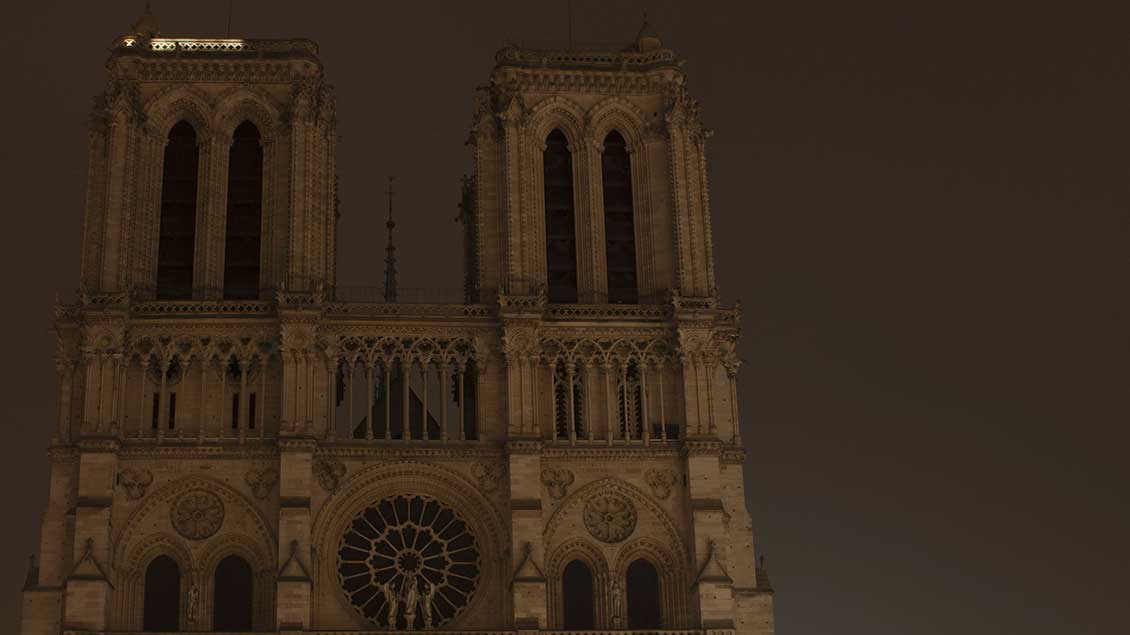 Notre Dame im Düsteren Foto: Photo Alto (Imago)