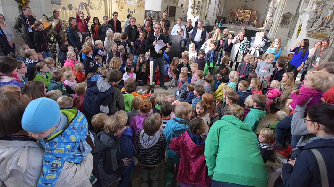 Kindergottesdienst im Münsteraner Dom