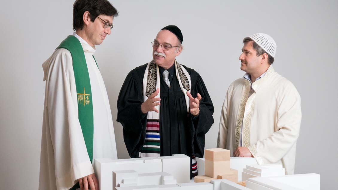 Pfarrer Gregor Hohberg, Rabbiner Andreas Nachama und Imam Kadir Sanci. Foto: pd