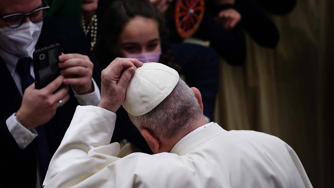 Papst Franziskus bei der Generalaudienz Foto: Evandro Inetti (imago)