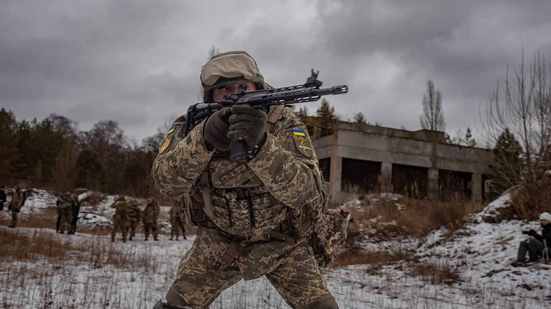Ukrainischer Soldat Foto: Michaal Nigro (imago)