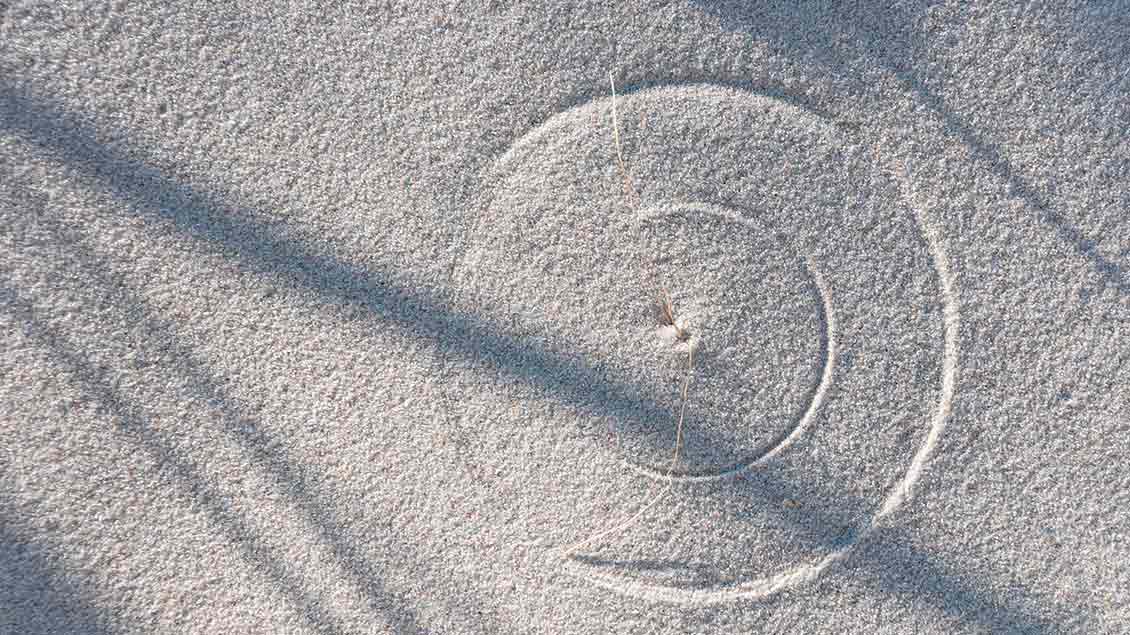 Bild im Sand Foto: Imago