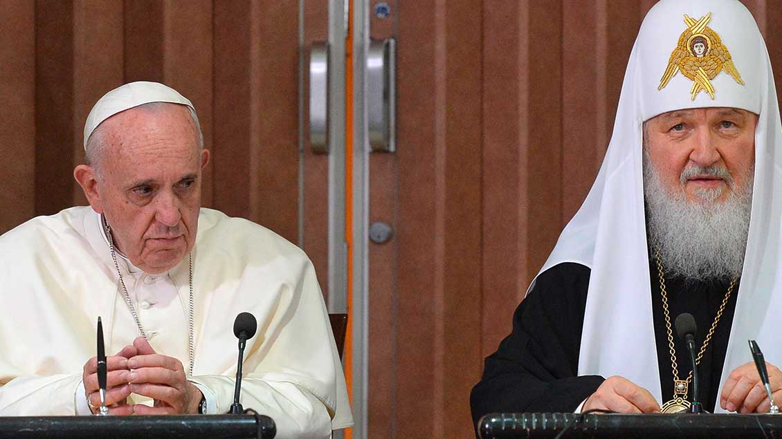 Papst Franziskus und Patriarch Kyrill 2016 auf Kuba Archiv-Foto: Itar-Tass (Imago)