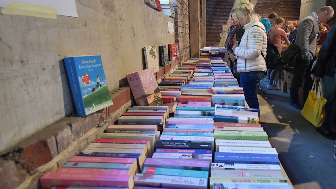 Bücherflohmarkt in der Abtei Gerleve Foto: Michaela Kiepe