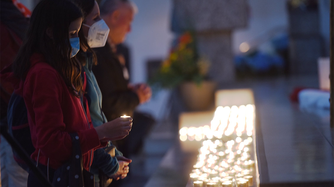 Kerzen, Stille, Gebet. | Foto: Michael Bönte