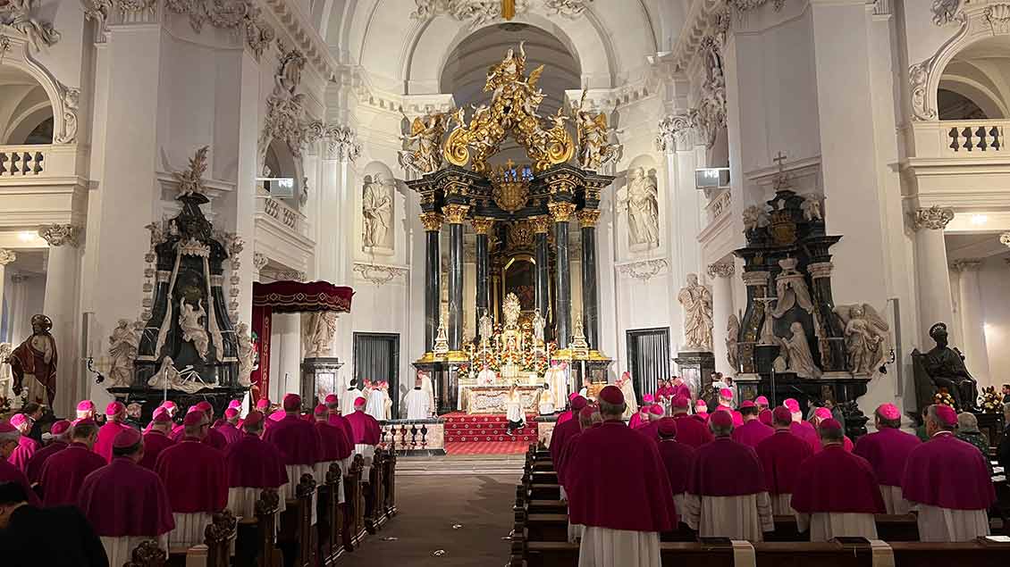 Messe im Dom zu Fulda