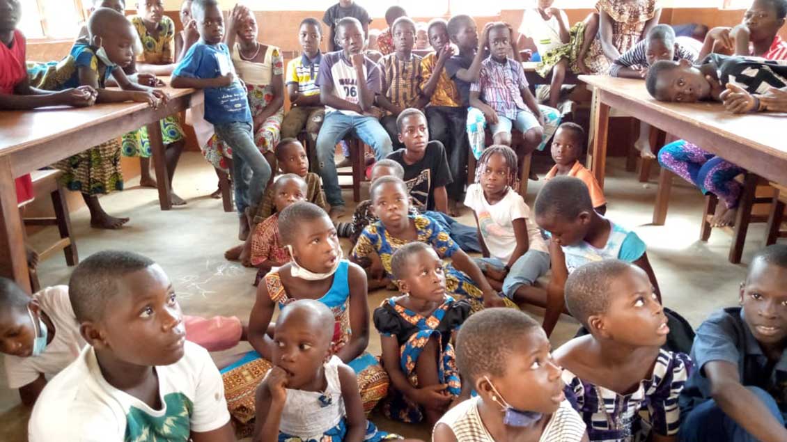Kinder und Jugendliche in Tsevie in Togo, wo die oldenburgische KLJB hilft. | Foto: KLJB