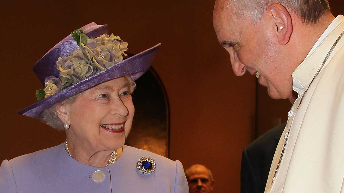 Queen und Papst Foto: Starface (Imago)