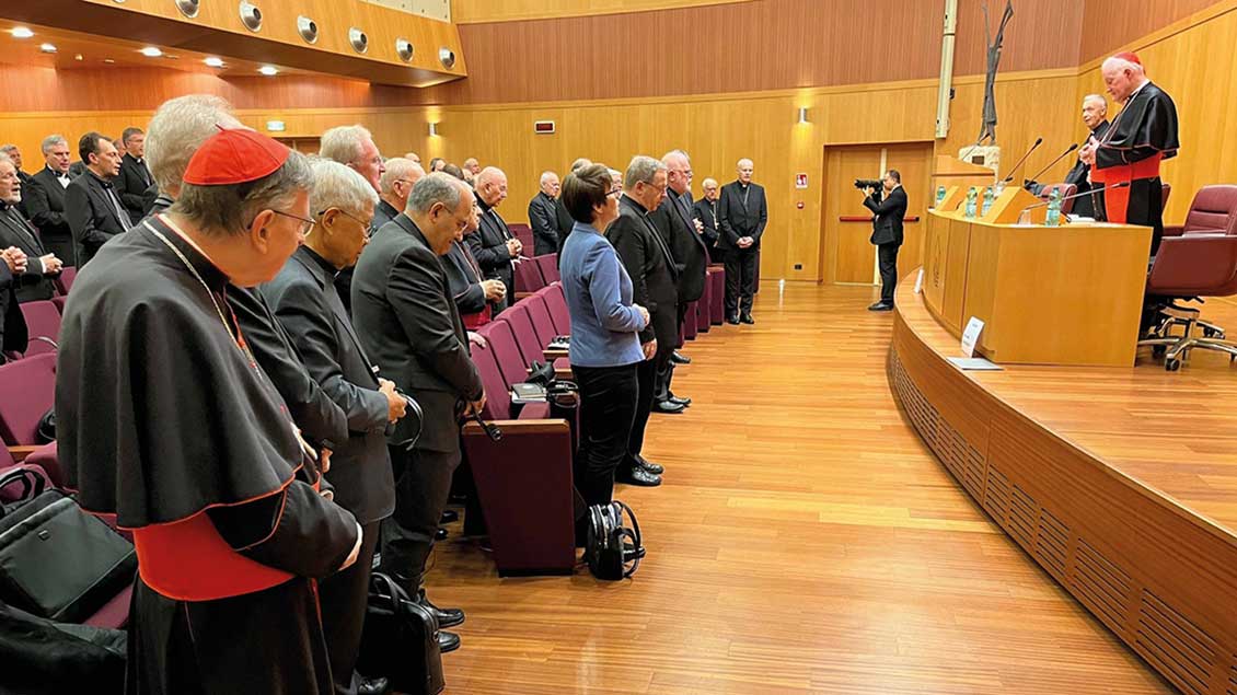Zusammentreffen von Vatikan-Vertetern und Bischofskonferenz Foto: Matthias Kopp (Deutsche Bischofskonferenz)